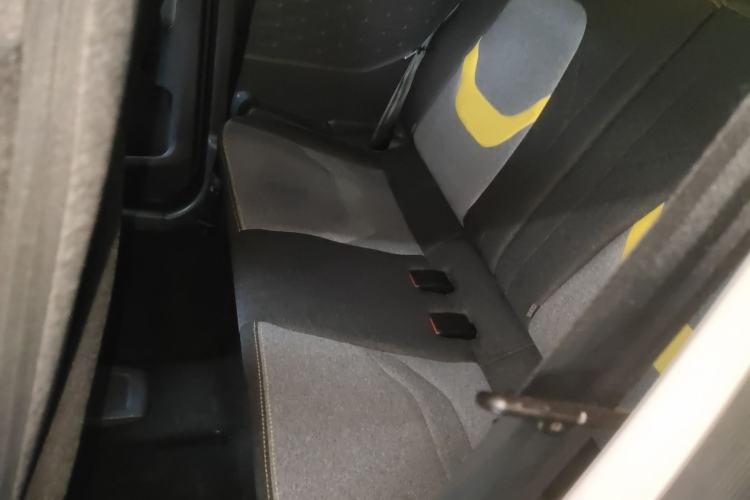 Used Chery QQ Ice Cream 2022 170km Sundae Phosphate Lithium-Ion Left Rear Seat