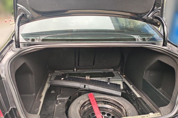 Used Volkswagen Magotan 2012 Facelift 2.0 TSI Prestige Model