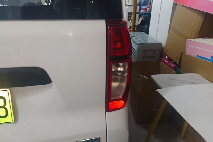 Used Wuling Zhiguang New Energy 2025 Standard Model Right Rear Taillight