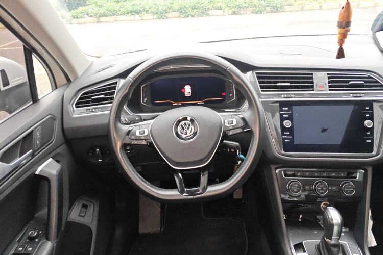 Used Volkswagen Tiguan 2018 330TSI Four-Wheel Drive High-End Model
