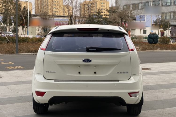 Used Ford Focus 2013 Hatchback Classic 1.8L Manual Fashion Edition