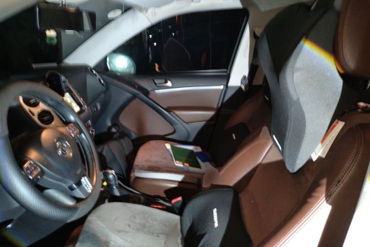 Used Volkswagen Tiguan 2013 2.0 TSI Automatic All-Wheel-Drive Flagship Edition