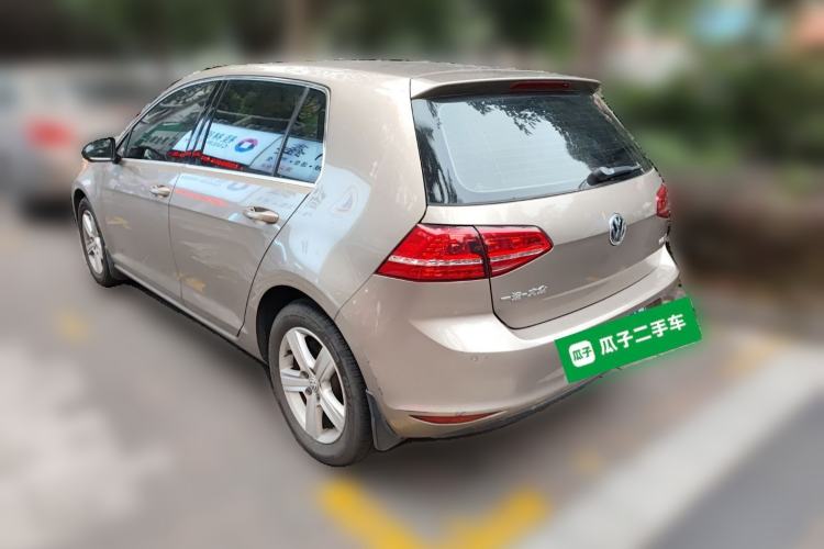 Used Volkswagen Golf 2015 1.6L Automatic Comfort Model Rear Left 45 Deg