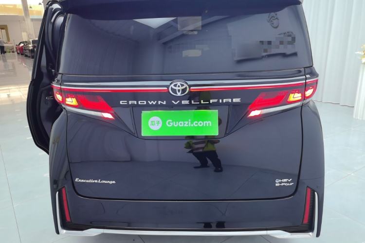 Used Toyota Vellfire 2024 Crown Dual-Engine 2.5L Ultimate Edition Rear