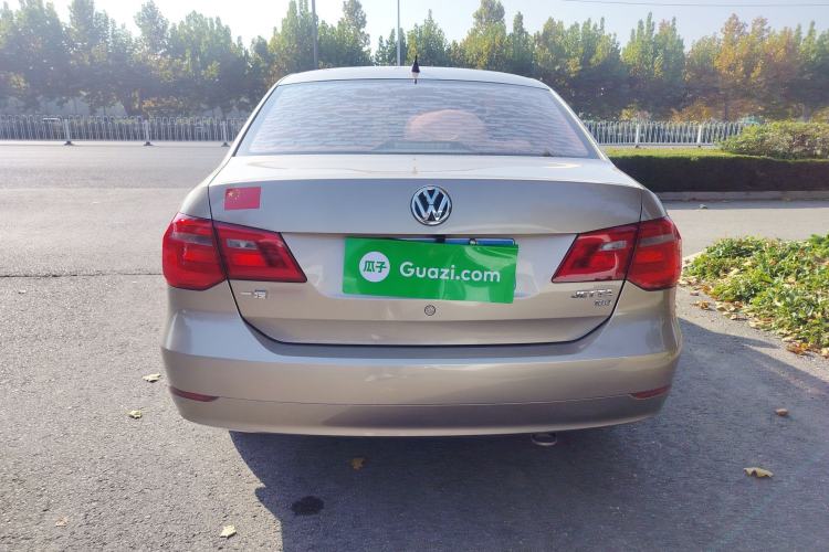 Used Volkswagen Jetta 2015 Value Edition 1.6L Manual Fashionable Style