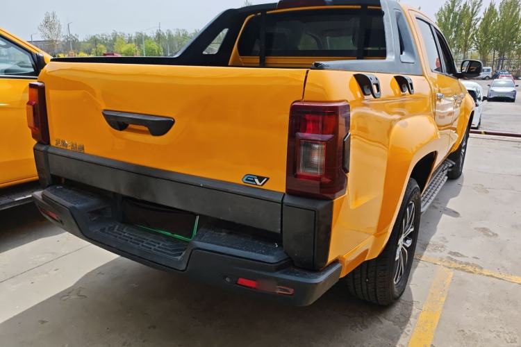 Used JMC Yuhu EV 2022 4x2 LX JX1032PSEF5BEV Rear Right 45 Deg