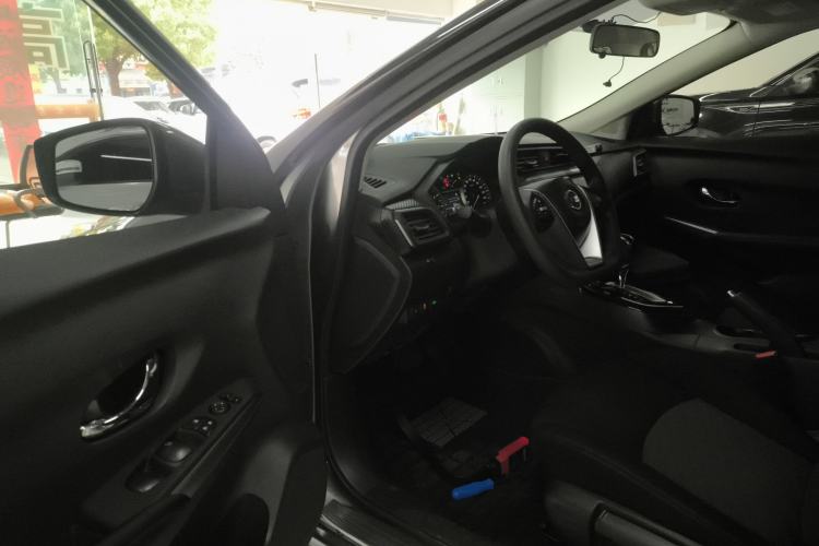 Used Nissan Lannia 2016 1.6L CVT Smart Cool Edition
