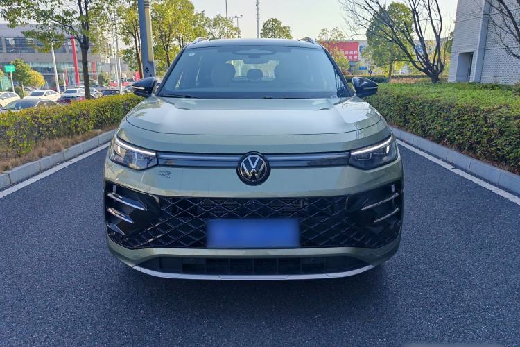 Used Volkswagen Tayron 2025 Tiguan L 380TSI 4Motion Luxury Easy Package