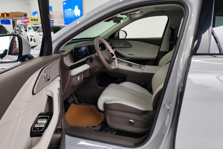 Used EXEED Stellar C-DM 2024 1.5T Long-Range Pro