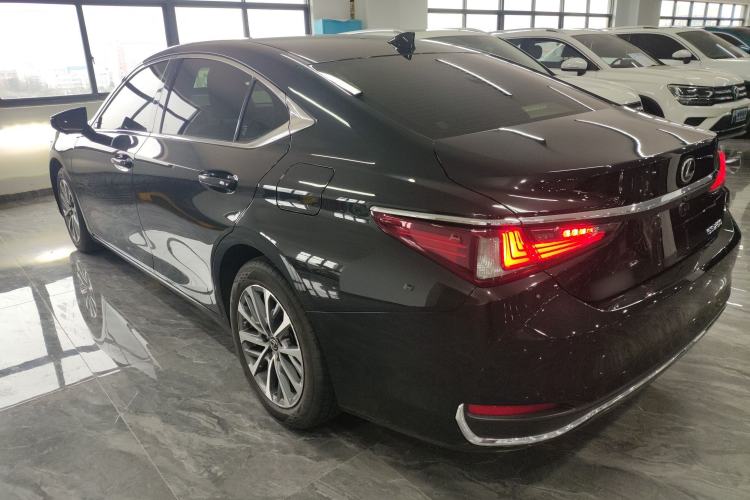 Used Lexus ES 2022 200 Luxury Edition