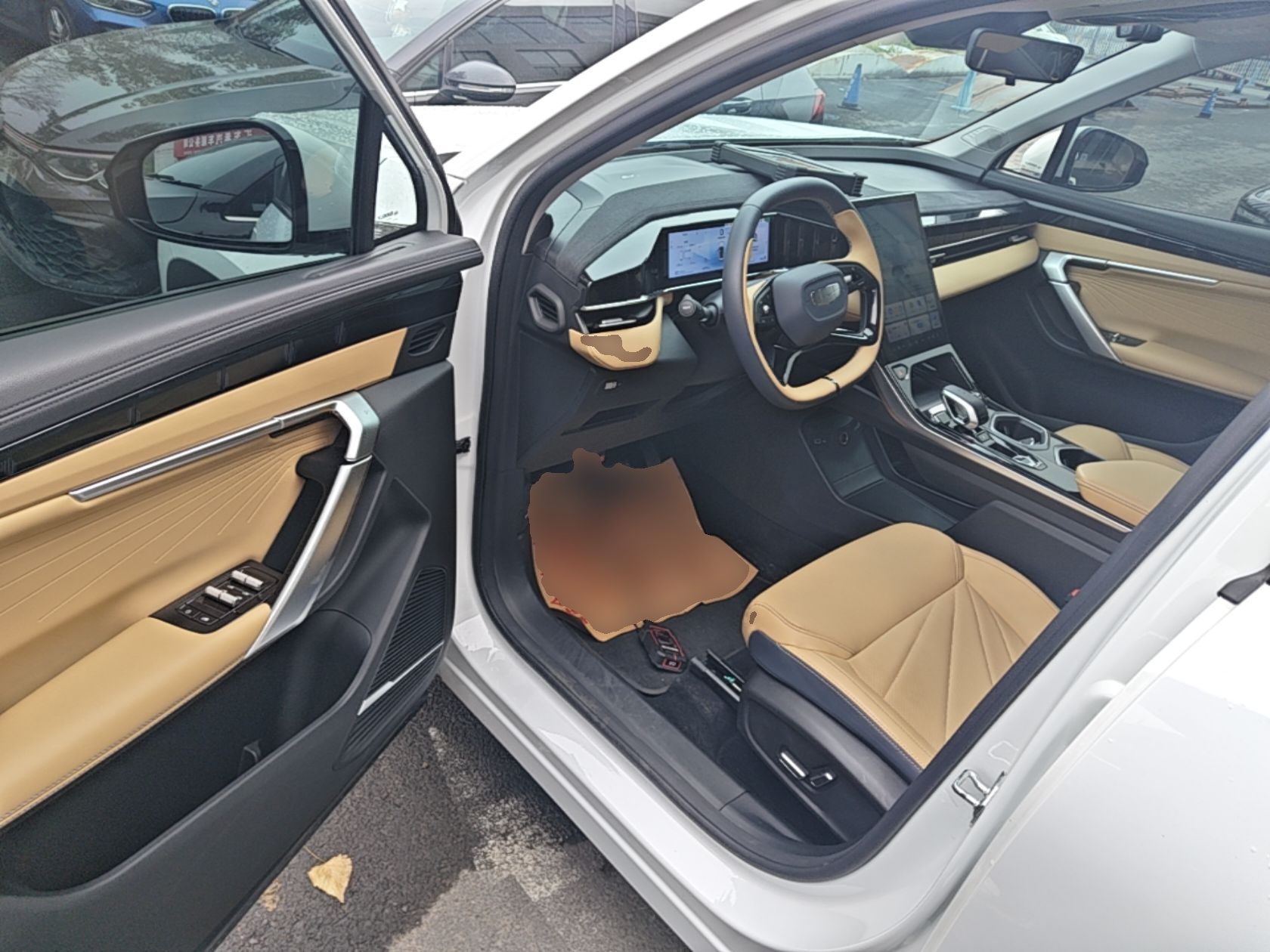 Geely Auto FX11 2023 1.5TD DCT Prestige Edition — снимка 18