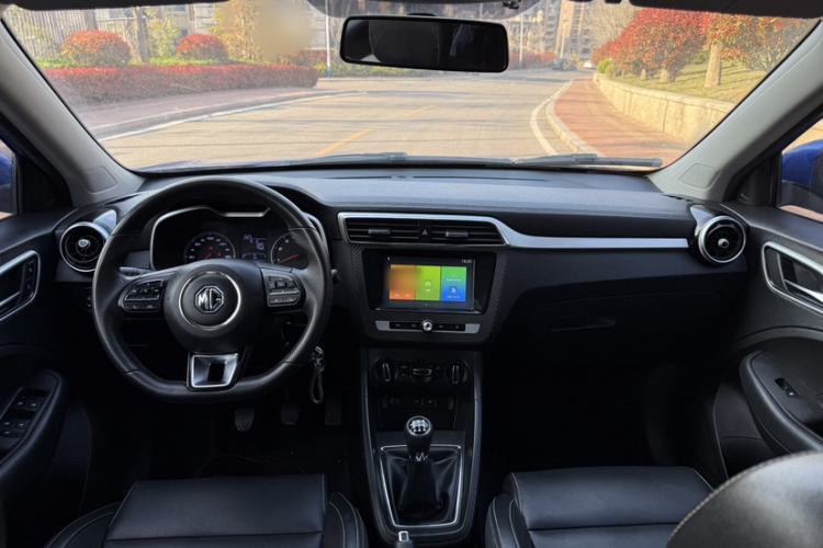 Used MG ZS 2017 1.5L Manual Elite Edition Interior 3