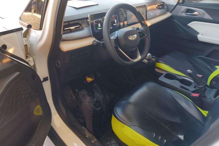 Used Geometry E Firefly 2024 301km Flowing Light