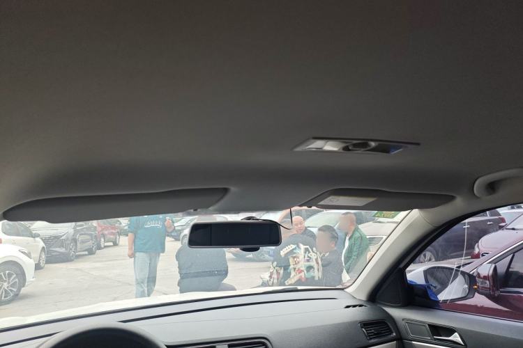 Used Volkswagen Lavida 2015 1.6L Automatic Fashion Edition
