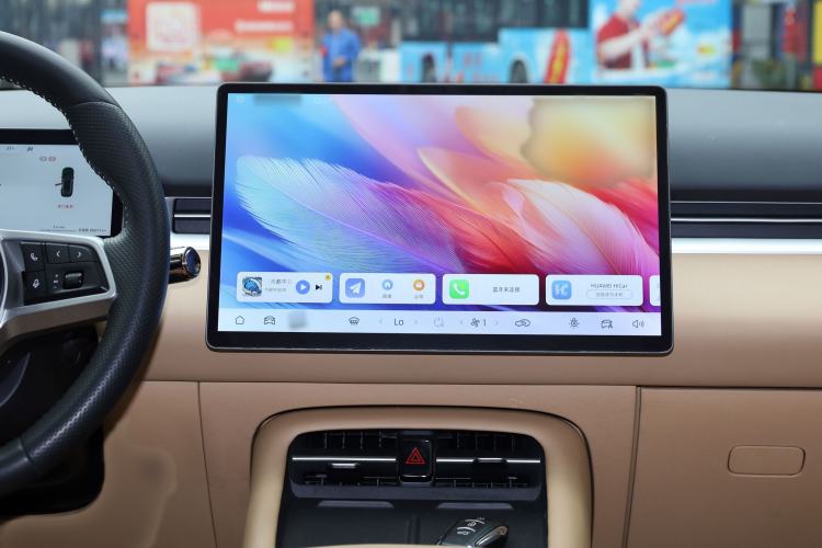 Used Landian E5 PLUS 2025 120km Standard Travel Custom Edition 7 Seats Interior 7