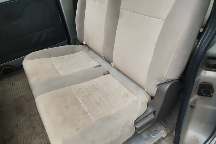 Used Wuling Rongguang V 2015 1.5L Practical Version
