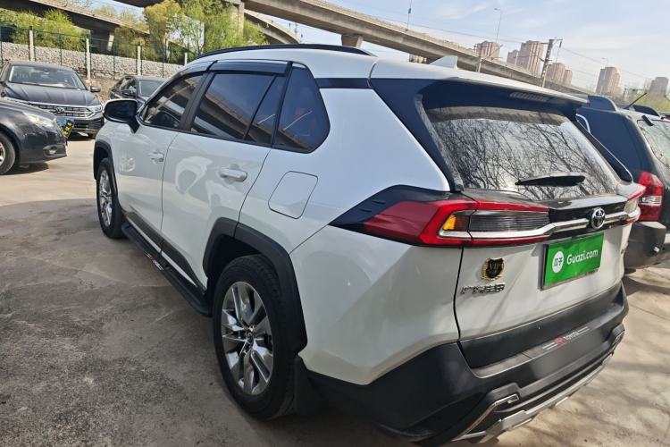 Used Toyota Wildlander 2022 2.0L CVT Two-Wheel Drive Luxury PLUS Edition