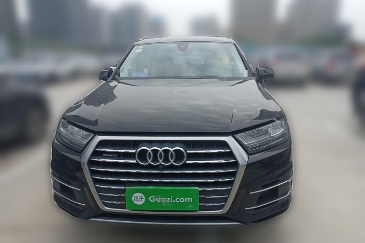 Used Audi Q7 2018 40 TFSI Comfort Model