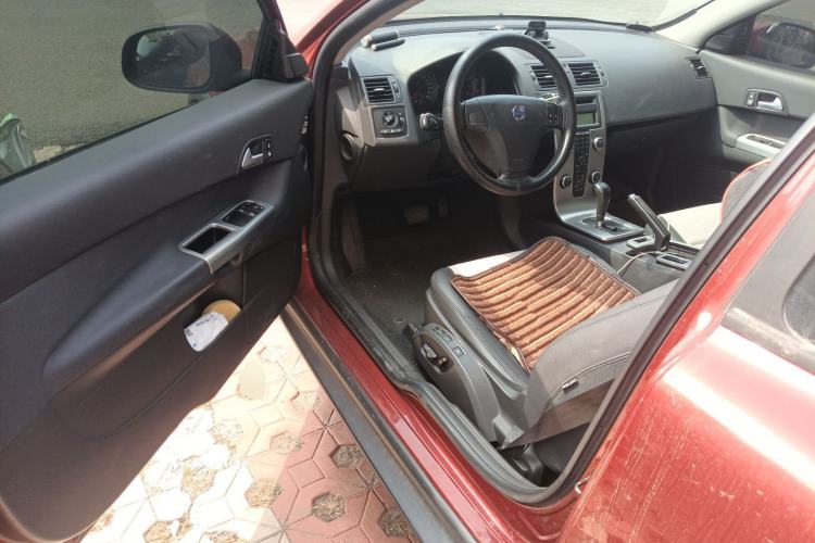 Used Volvo C30 2010 2.0 ZhiShang Version
