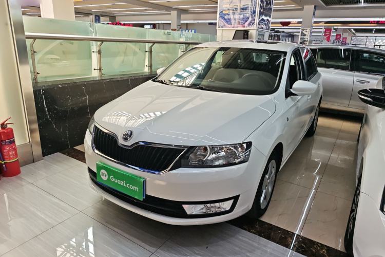 Used Skoda Rapid Spaceback 2016 Revised 1.6L Automatic Chuanxing Version