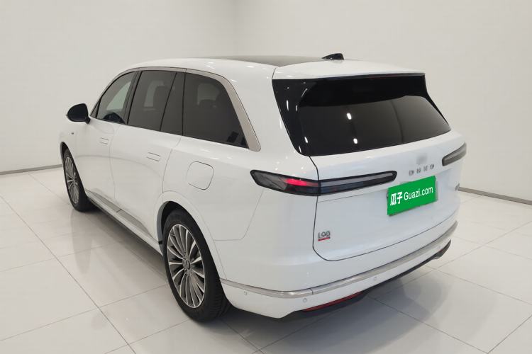 Used ONVO Luxeed L90 2025 Model—Ultra Six-Seater Version