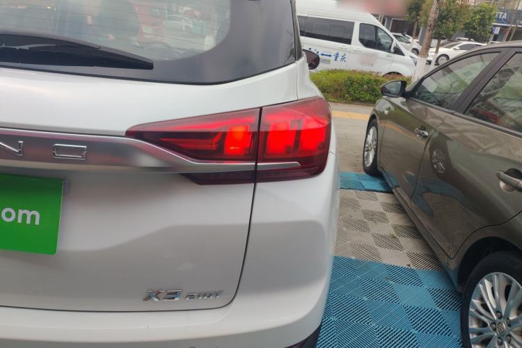 Used BAIC Beijing X3 2019 1.5T Manual Glory Edition
