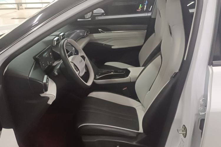 Used Dongfeng Aeolus Mage 2023 DH-i 1.5T Prestige Edition