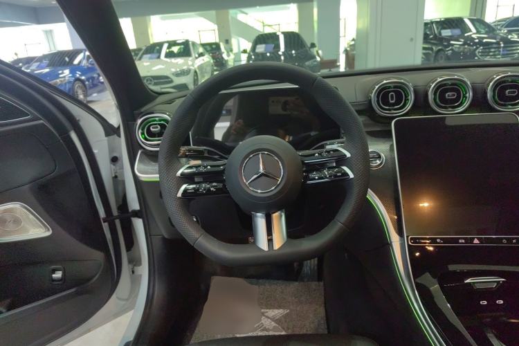 Used Mercedes-Benz C-Class 2024 Facelift C 260 L Night Edition Sport Version Steering Wheel