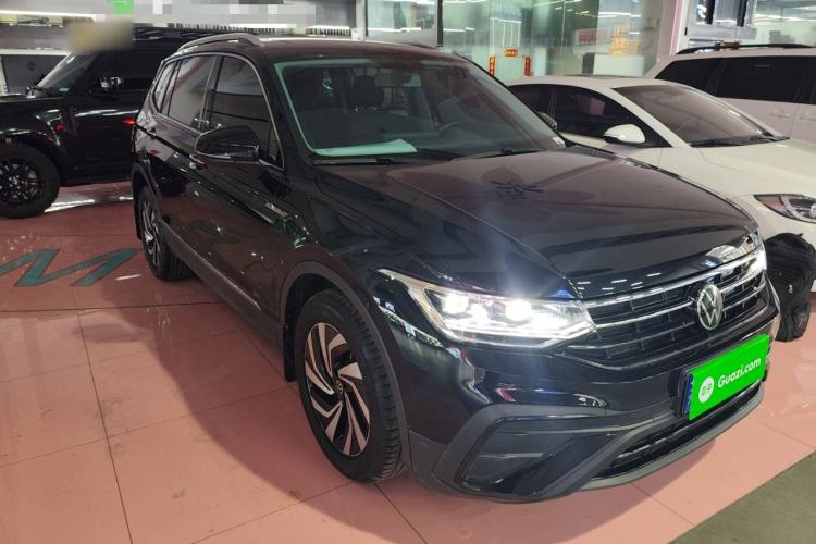 Used Volkswagen Tiguan L 2024 300TSI Automatic Two-Wheel Drive Smart Edition
