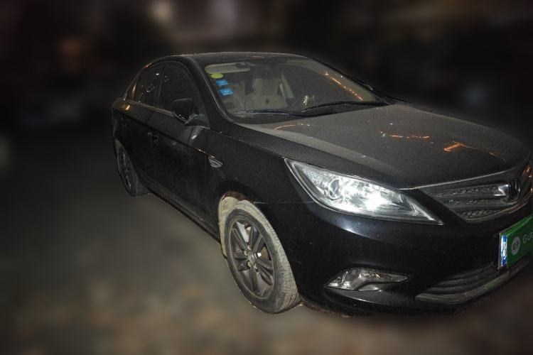 Used CHANGAN Eado 2015 1.6L Manual Luxury Model China IV Standard
