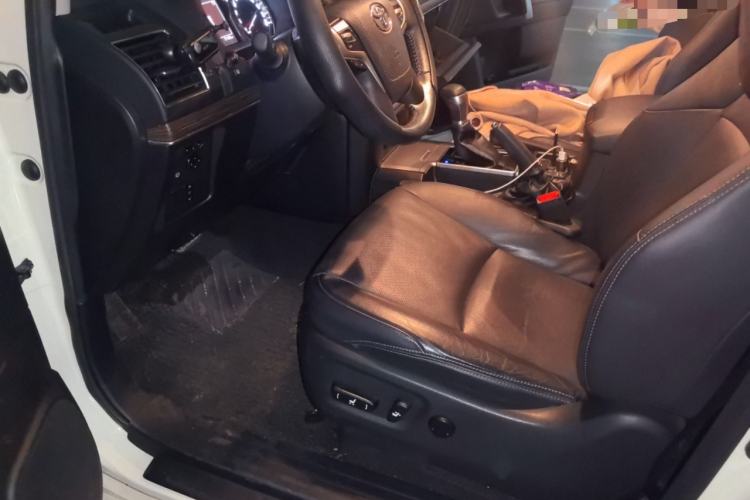 Used Toyota Prado 2018 3.5L Automatic TX-L with Rear-Mounted Spare Tire
