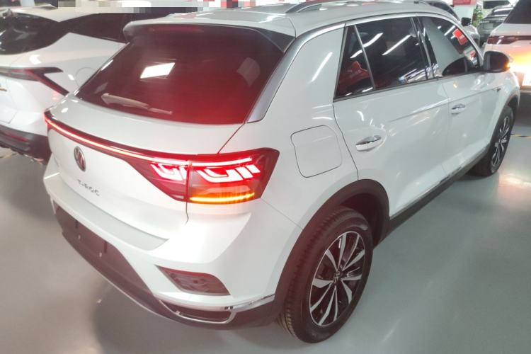 Used Volkswagen T-ROC 2025 280TSI DSG Two-Wheel Drive Time Edition Rear Right 45 Deg