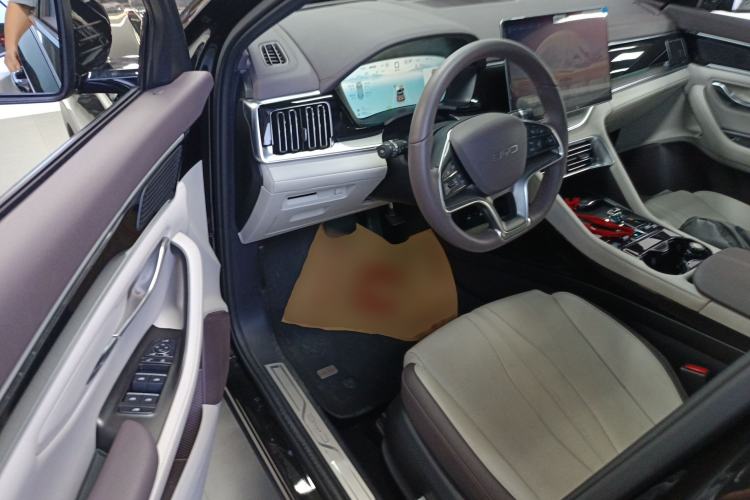 Used BYD Song PLUS New Energy 2025 DM-i 160KM Flagship Model Driver Seat