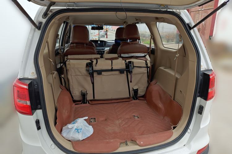 Used Baojun 730 2016 Revised 1.5L Manual Standard Version 7 Seats China V Emission Standard
