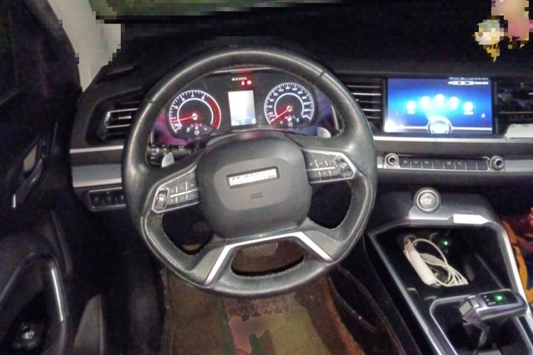 Used Haval H6 2017 Red Label 2.0T Automatic Two-Wheel Drive ZhiShang Model