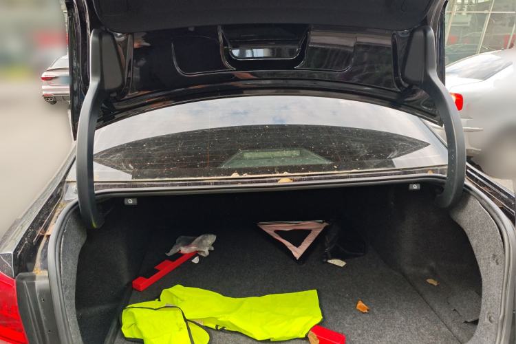 Used Volkswagen Passat 2015 1.8TSI DSG Prestige Edition Trunk