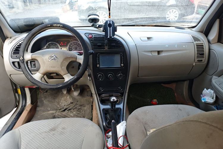 Used Citroen Elysee 2013 Sedan Classic 1.6L Manual Tech Model CNG
