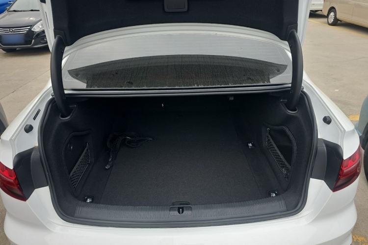 Used Audi A4L 2024 40 TFSI Luxury Dynamic Edition