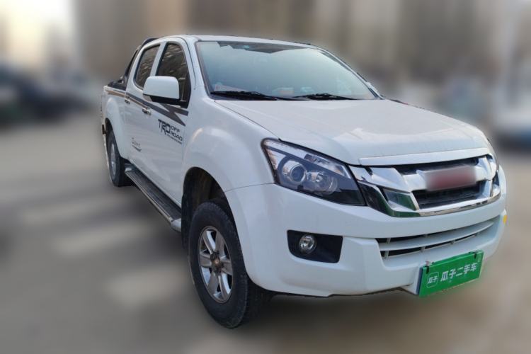 Used Isuzu D-MAX 2020 2.5T 4x4 Automatic Flagship Edition China VI Standard Extended Version JE4D25Q6A
