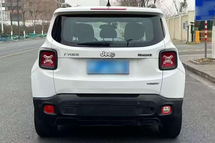 Used Jeep Renegade 2017 180T Automatic High-Energy Version