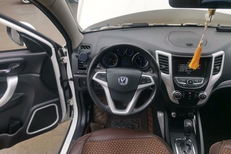 Used Changan CS35 2016 1.6L Automatic Luxury Model China IV Standard
