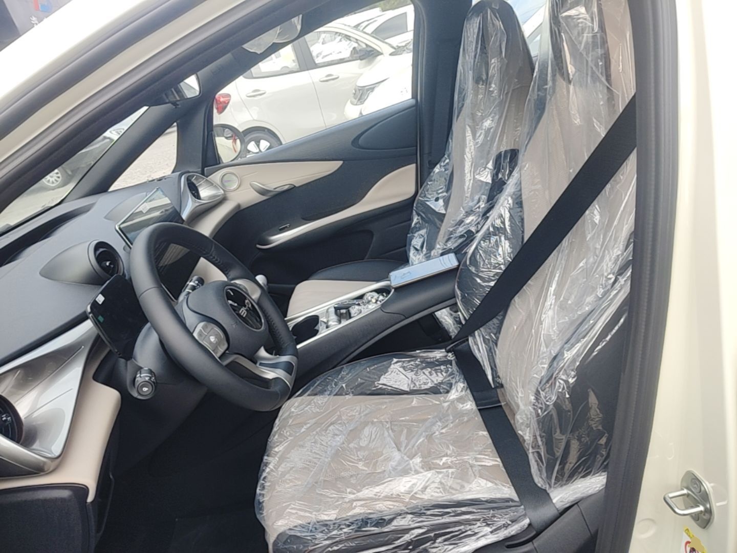BYD Dolphin 2025 420km Free Edition — снимка 17