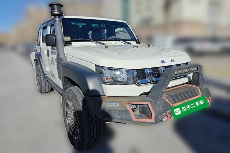 Used BAIC Off-Road BJ40 2016 40L 2.3T Automatic All-Wheel Drive Premium Edition Front Right 45 Deg