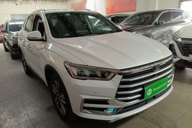 Used BYD Song Pro 2019 1.5T Automatic Luxury Model Front Right 45 Deg