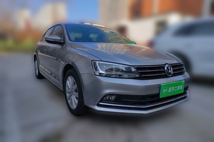 Used Volkswagen Sagitar 2015 1.6L Automatic Comfort Model
