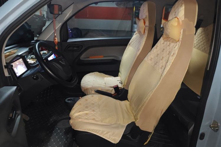 Used Wuling Hongguang MINIEV 2020 Freedom Version Lithium Iron Phosphate Left Front Seat