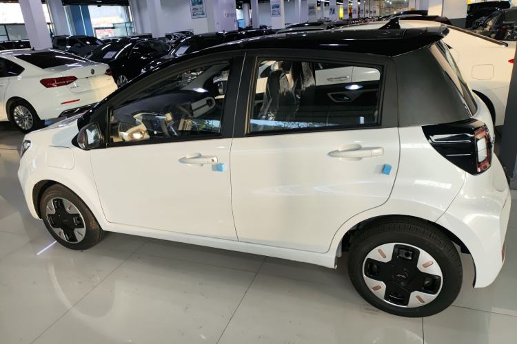 Used JAC Yiwei E10X 2024 Charming Edition 301km Lite
