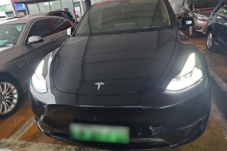 Used Tesla Model Y 2021 Standard Range Rear-Wheel Drive Version Front