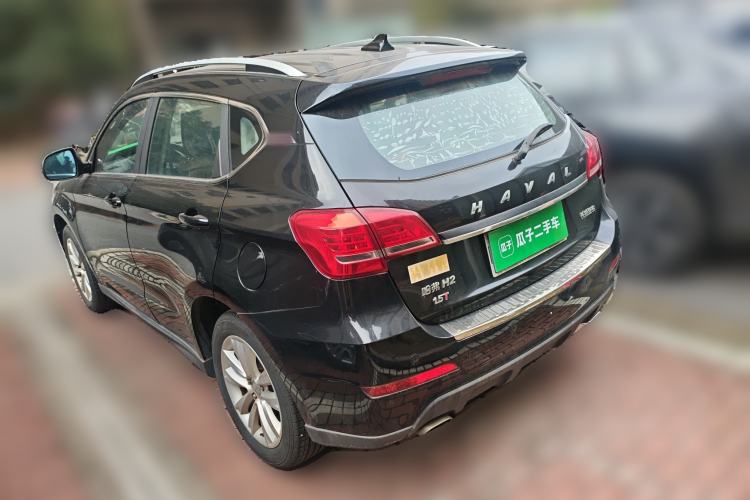 Used Haval H2 2016 Red-Label 1.5T Manual Two-Wheel Drive Luxury Model