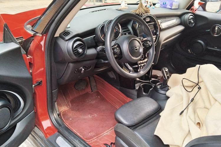 Used MINI 2018 1.5T COOPER Artist